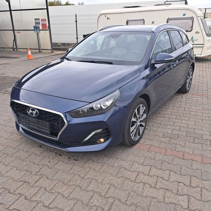 Vand hyundai i30 an 2019 euro6 1.6crdi.