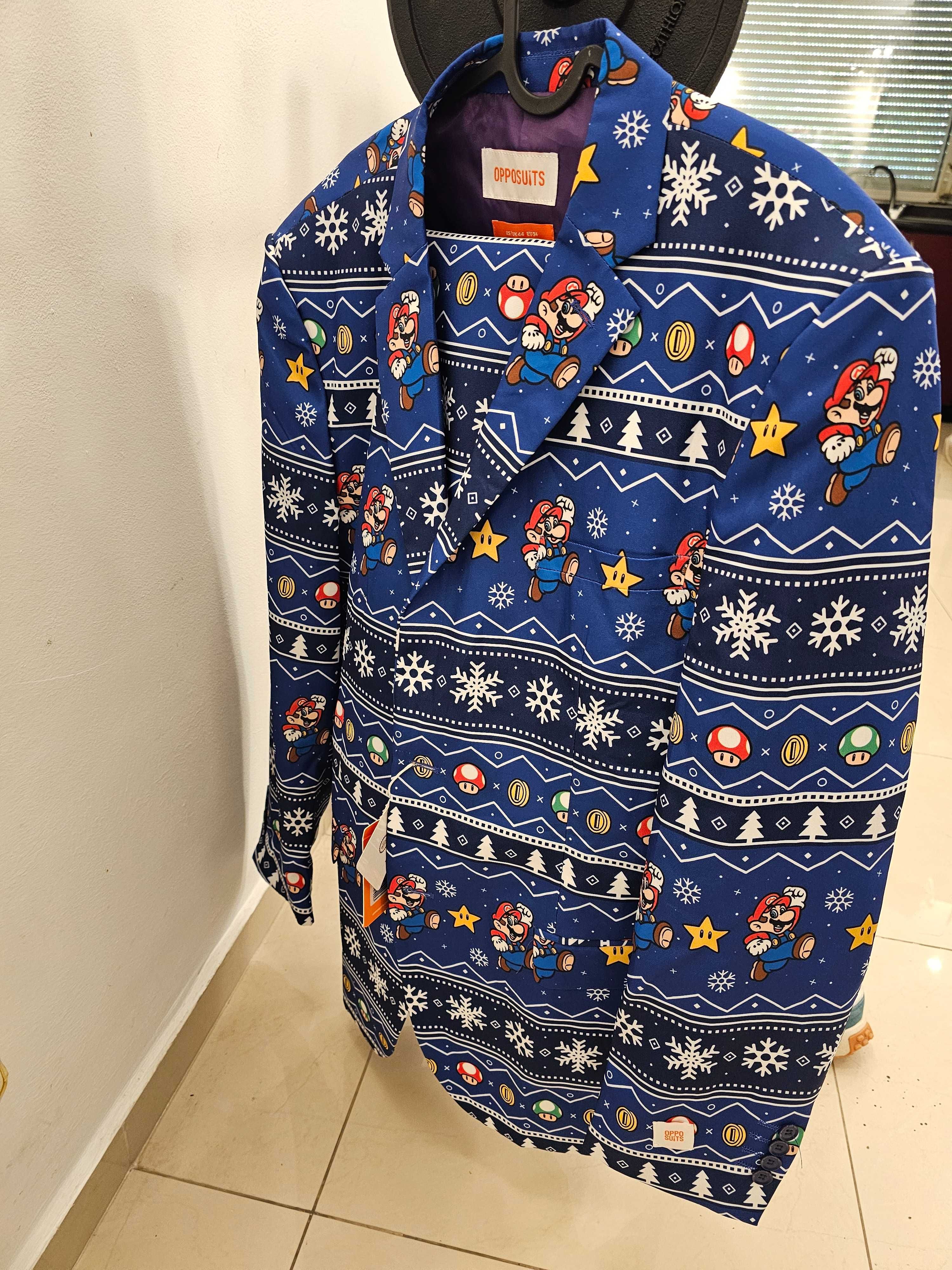 продавам костюм Super Mario OppoSuits Коледно Марио и за Абитуриент..
