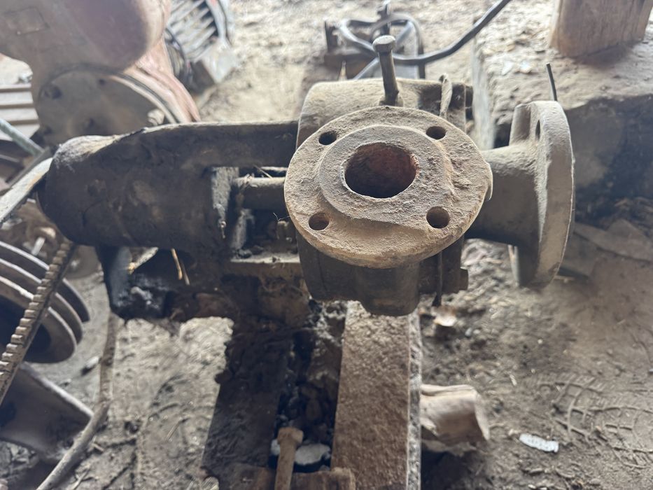 Сув насослари ва генераторлар сотилади