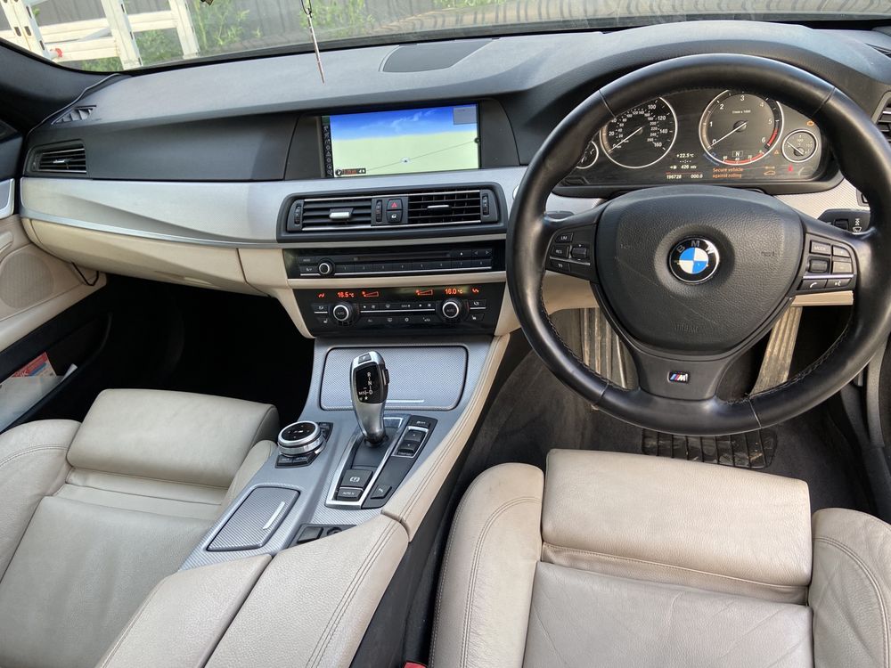 Dezmembrez BMW 525d F11 M-Pack,Recaro piele crem ,volan M,jante M