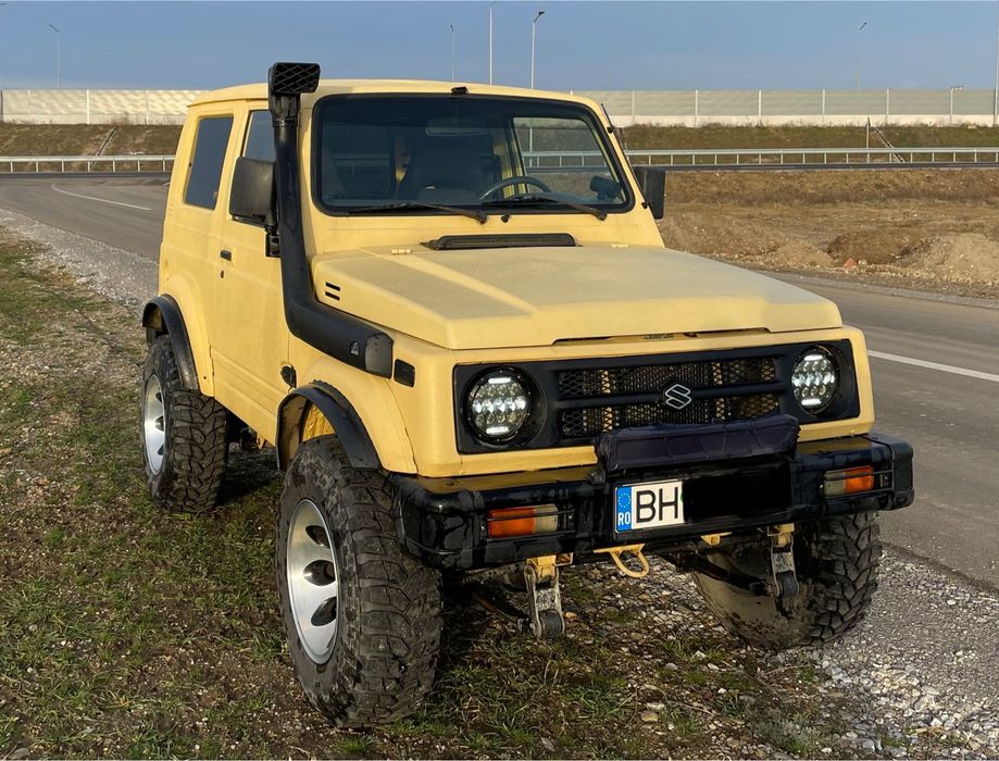 Suzuki Samurai stare perfecta
