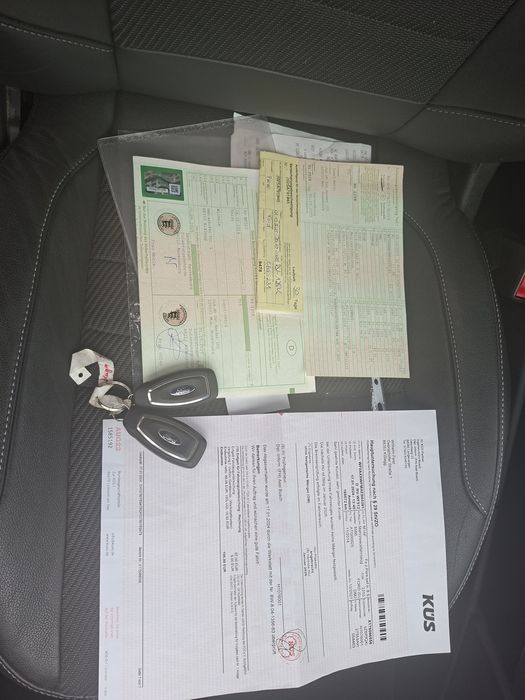 Ford  kuga Titanium  2015  4 x 4  2.0  Tdi  Adusa Recent Germania