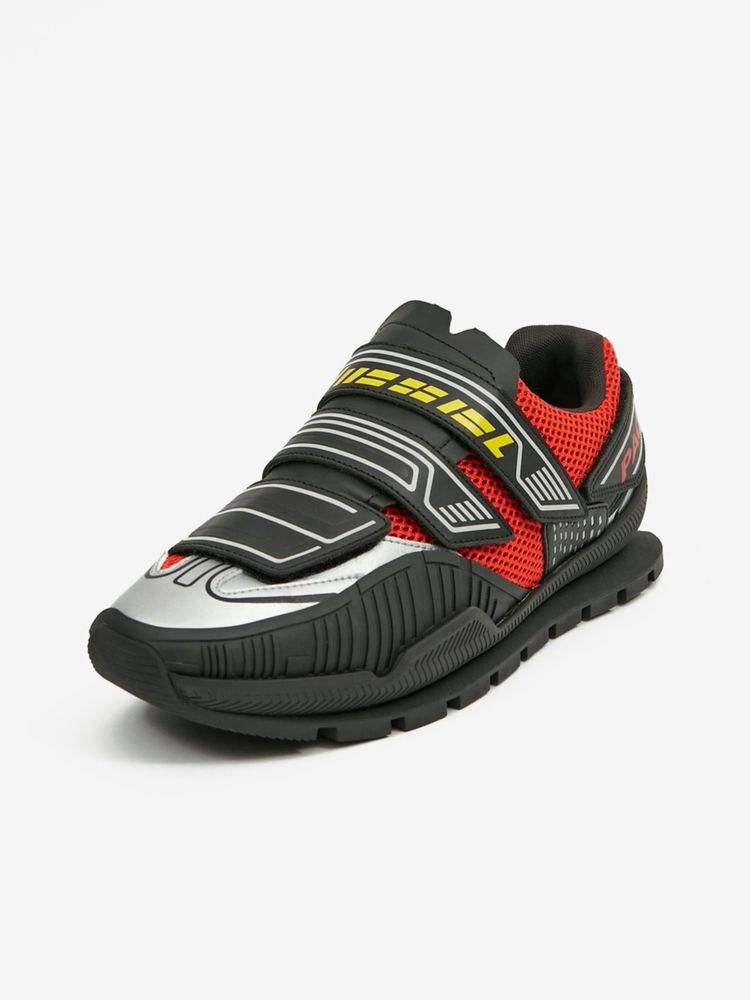 Diesel Low Top S-Pendhio Lc Sneakers With Perforated Details And Ve