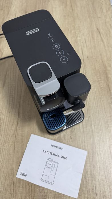 Delonghi Nespresso Lattissima One Resigilat