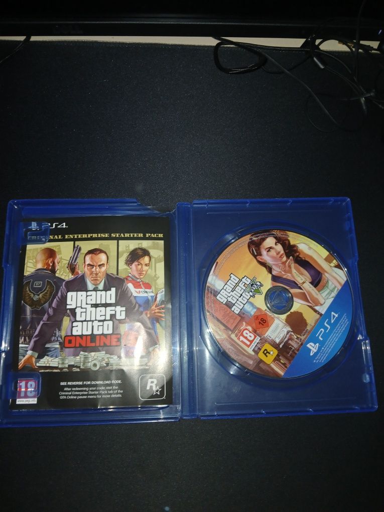 Gta5 premium edition PS4.