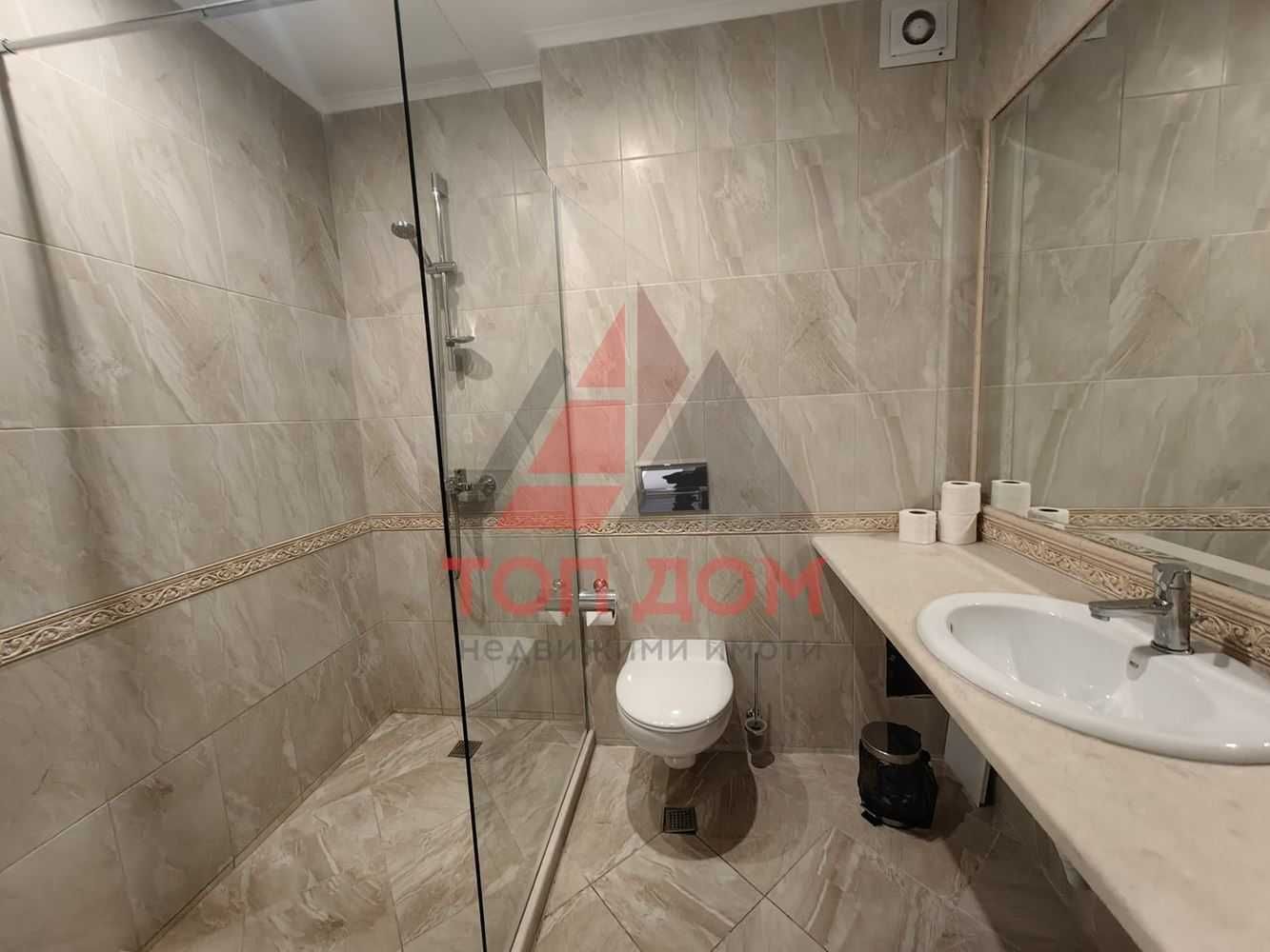 Двустаен!Площ 65кв.м.!кв. Аспарухово!Затворен к-с!2ри етаж!Код 74236