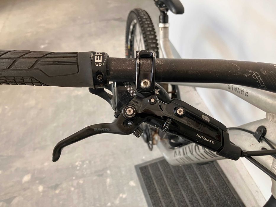 Canyon Strive 27.5''