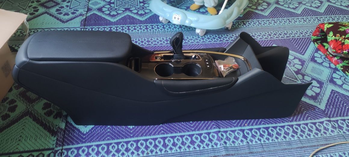 Malibu bar Uzb kobiltga birga bir tushadi holati yengi