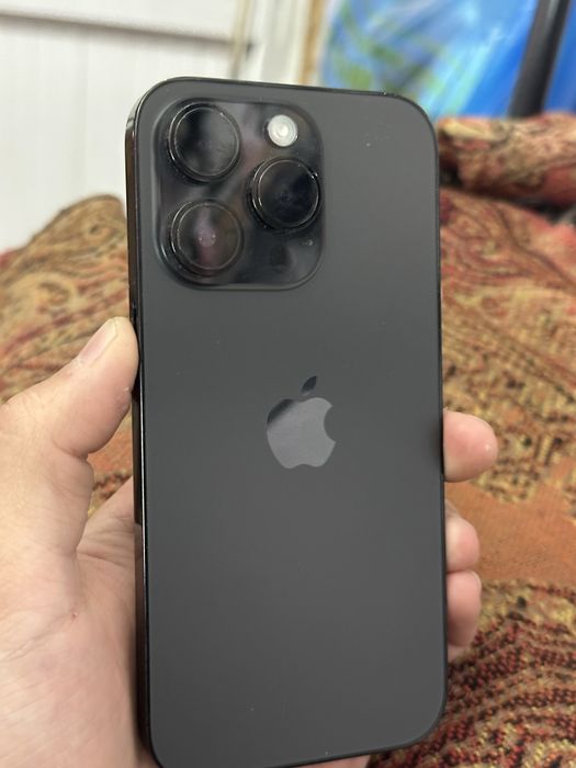 Продам айфон 14 про