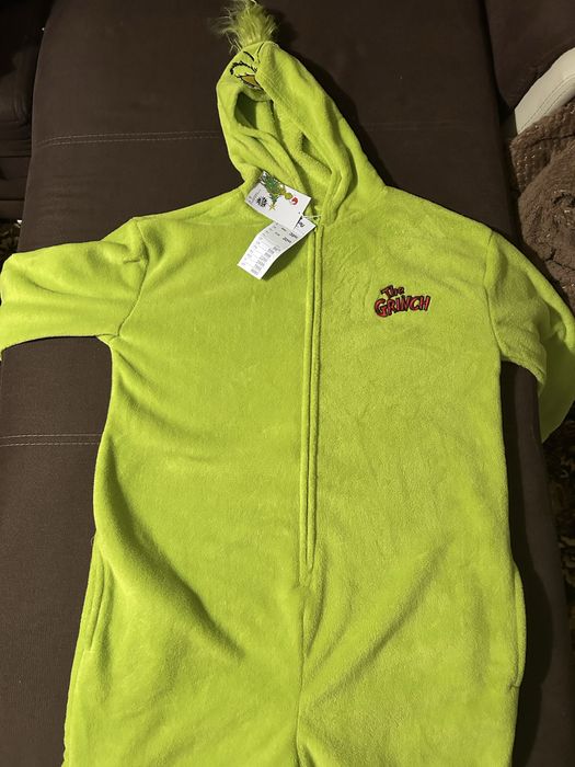 Зелена пижама на гринч