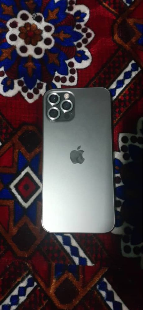 IPHONE 12 pro sotiladi