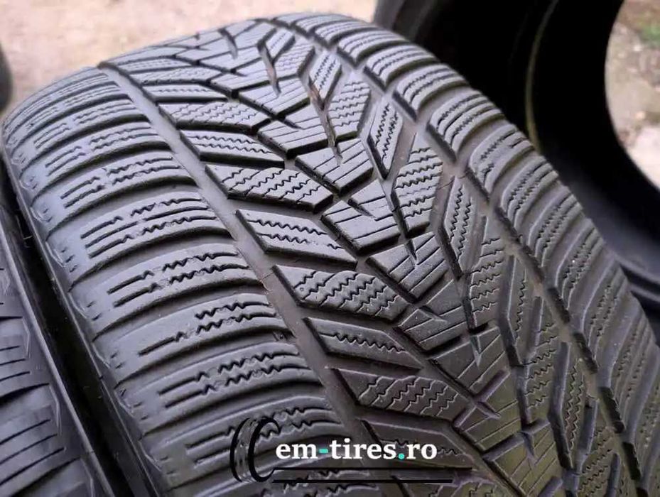 SET 2 Anvelope Iarna 255/35 R19 HANKOOK Winter I cept EVO 3 96V