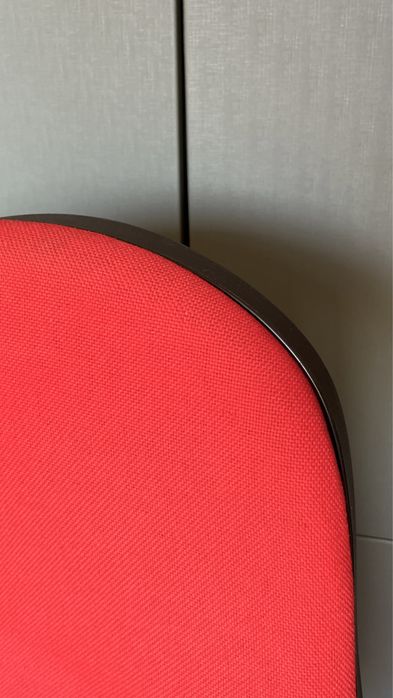 Scaun ergonomic de birou - rosu