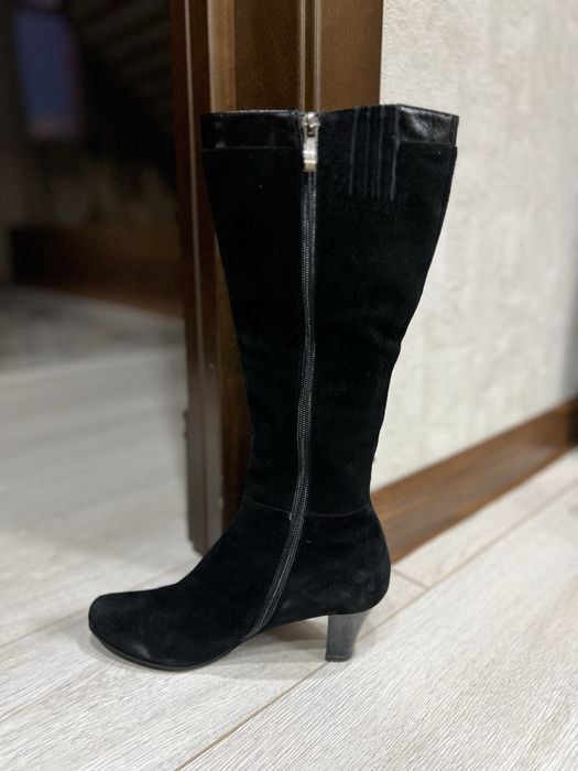 Демисезонные женские сапоги