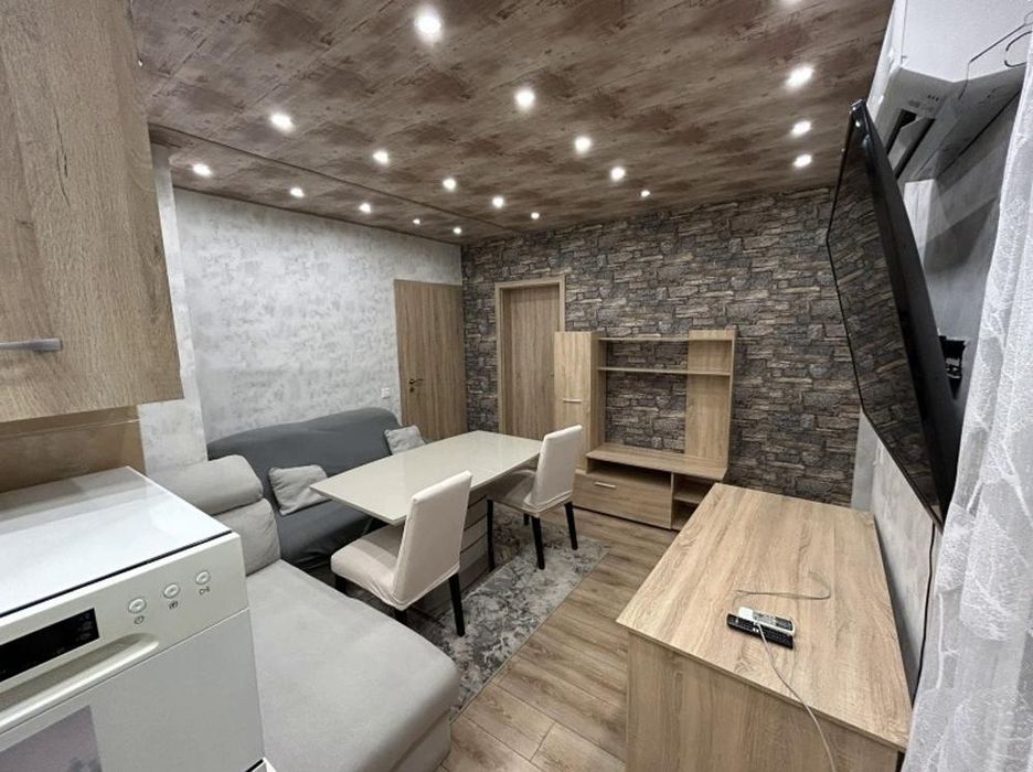 Дава се под наем Двустаен апартамент в София, Левски Г - 64 кв.м за 450 € - Снимка #1