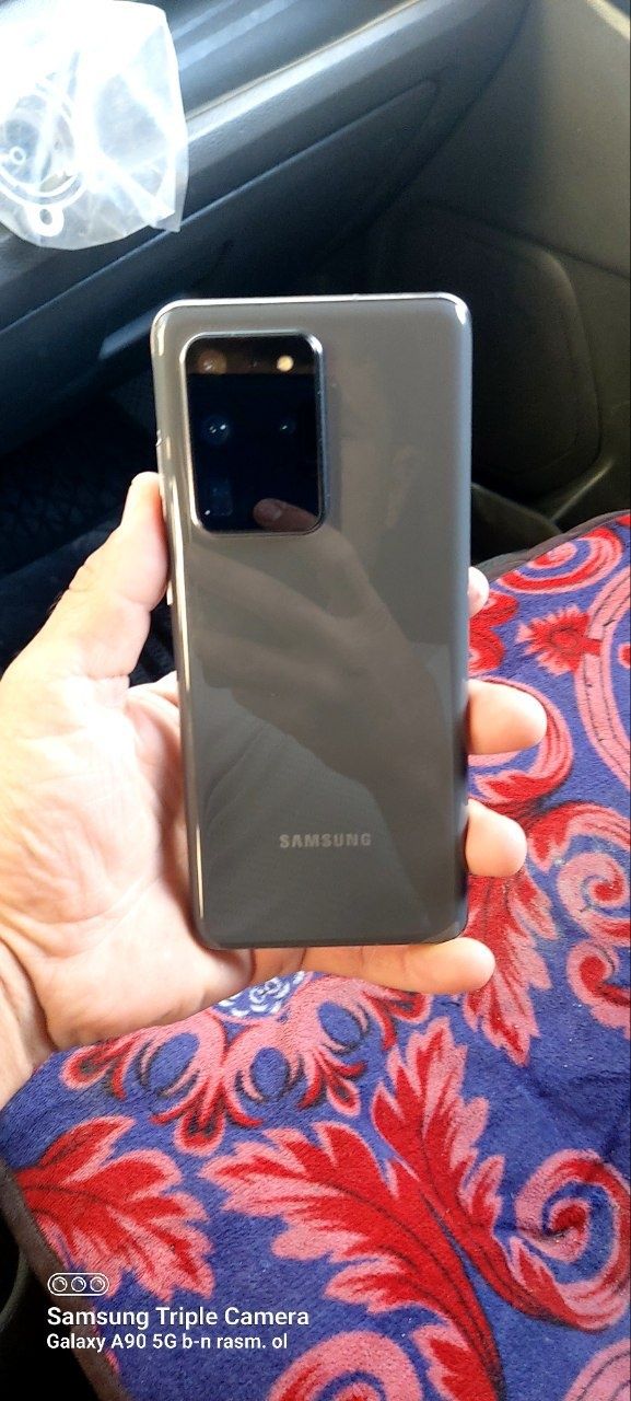 Samsung S 20 ultra 5G  260$