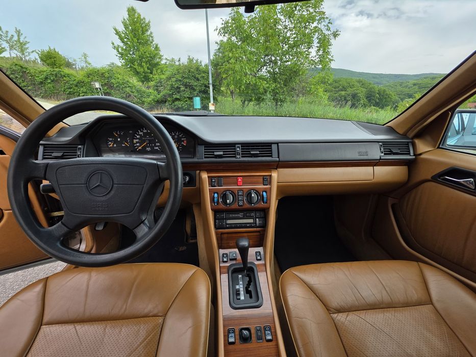 Vând Mercedes w 124