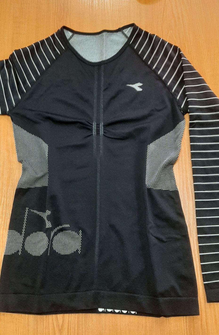 Спортна блуза DIADORA