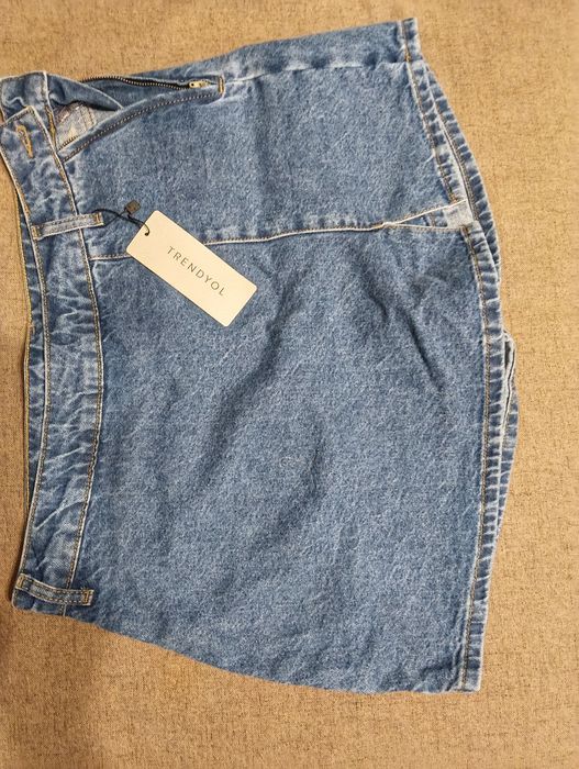 Дънкова пола-панталон