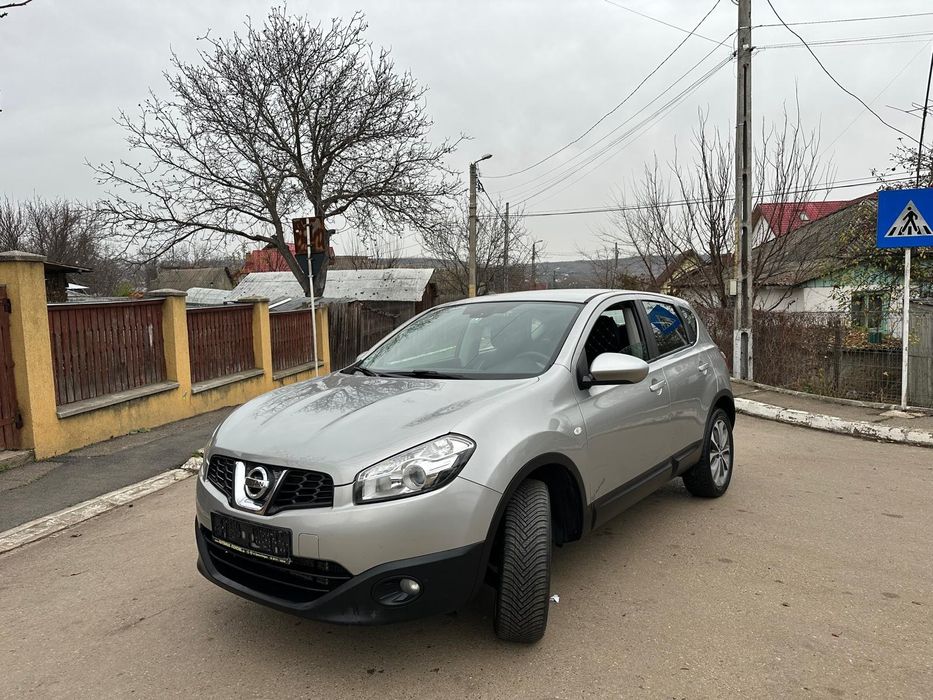 Nissan Qashqai an 2013 pe Acte/1.6Dci-131cp/Navi Mare/Climă/Impecabil!