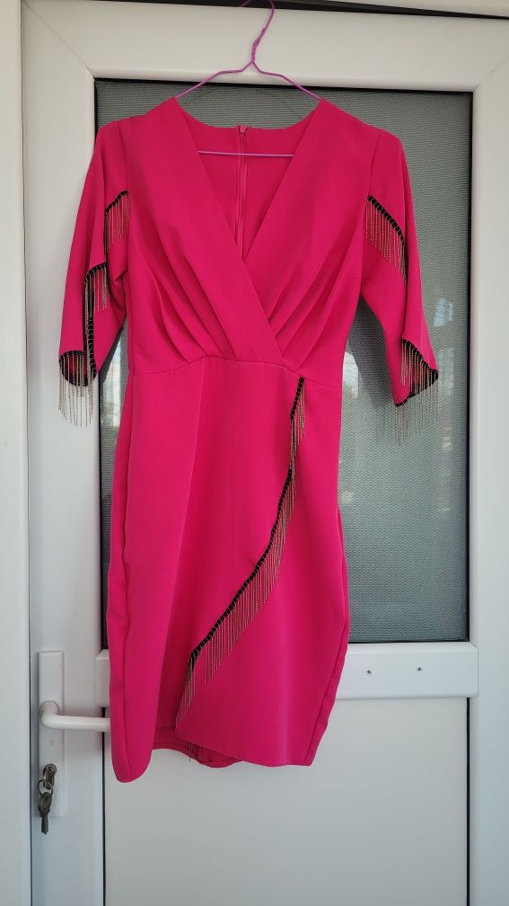 Rochie elegantă fucsia
