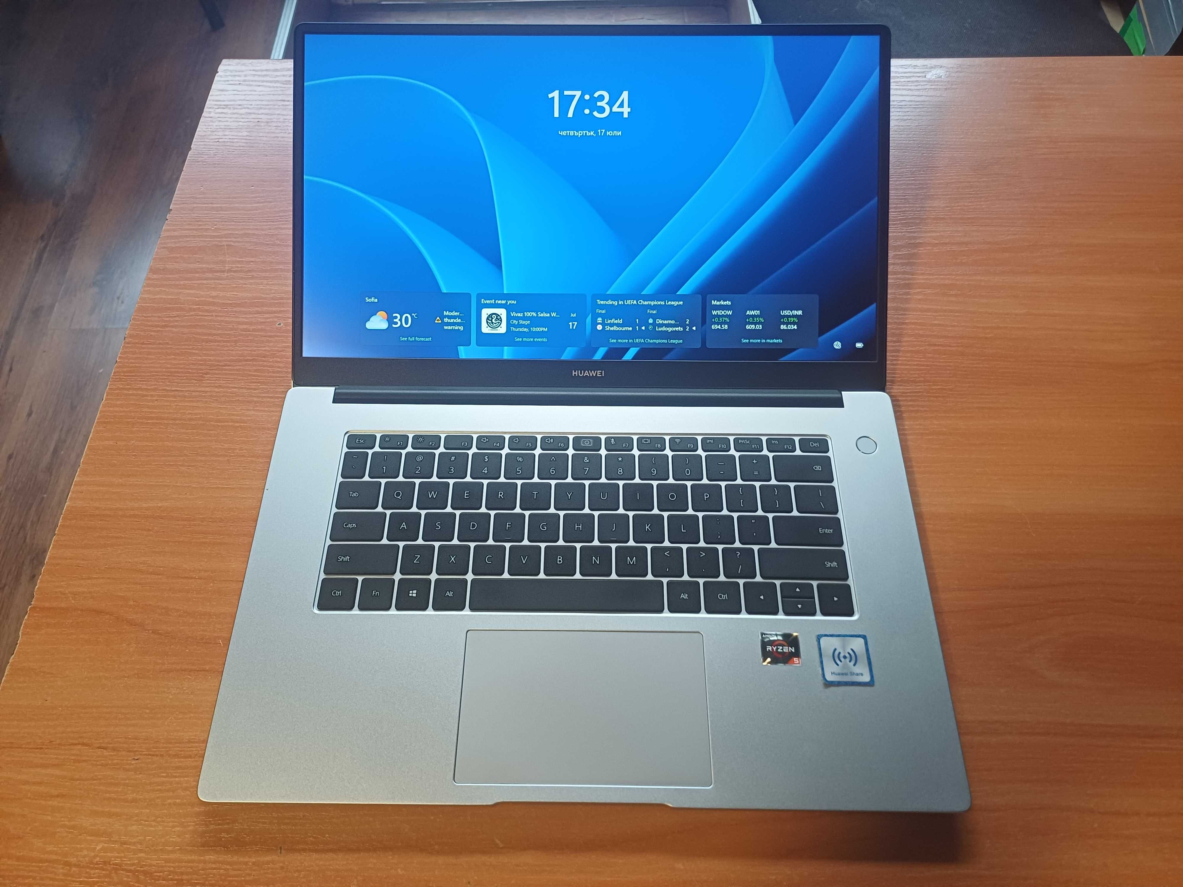 Huawei Matebook 15 Ryzen 5/ 256GB SSD/8GB Като нов с батерия до 8 часа