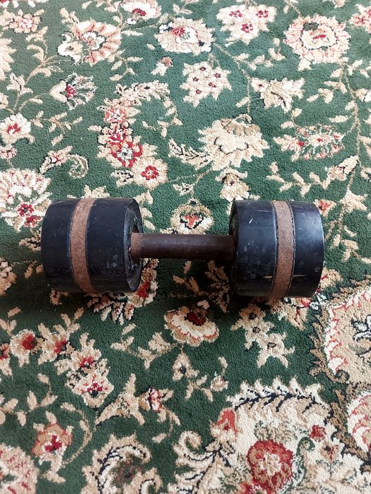 Гантель.  10 килограмм