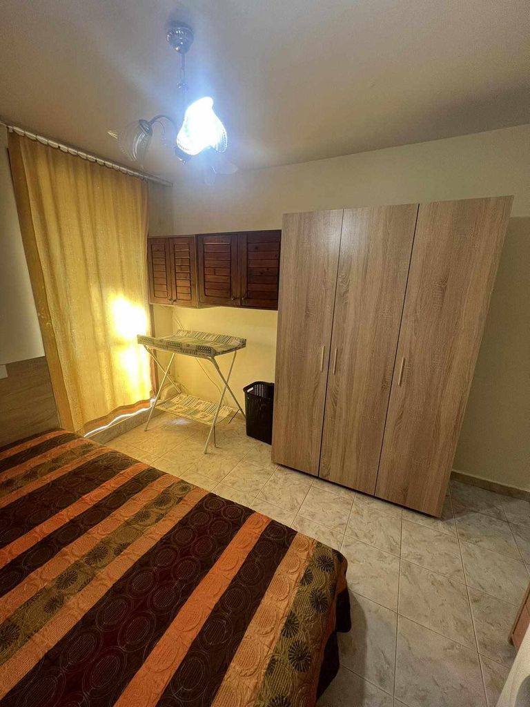 Дава се под наем Двустаен апартамент в Варна, Виница - 45 кв.м за 200 € - Снимка #1