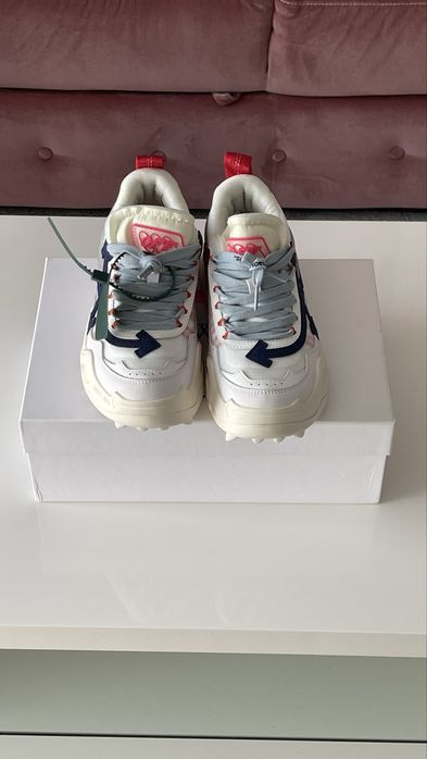 Off White Odsy 1000