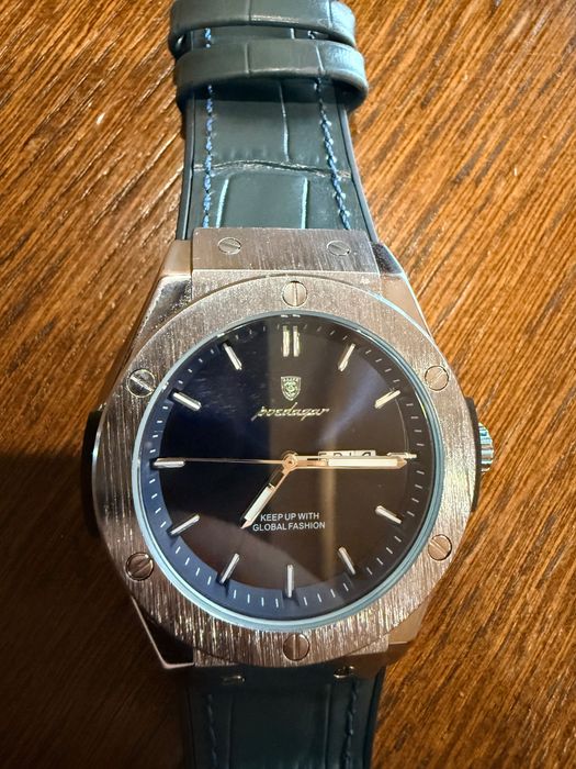 Часовник Poedagar