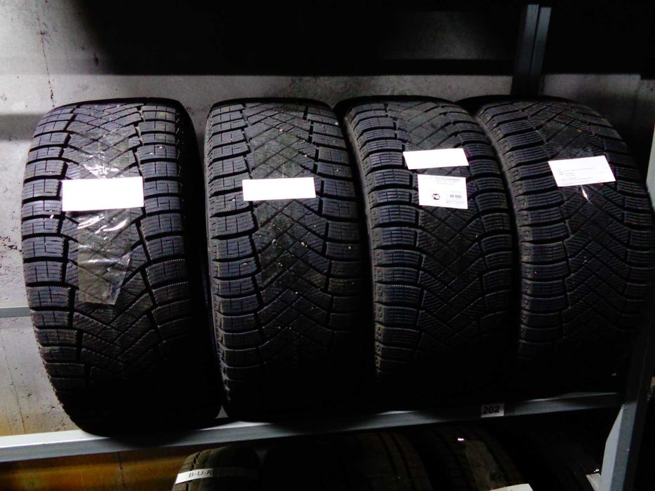 235/45/R18 PIRELLI ice zero фрикционная BU-PIR-05