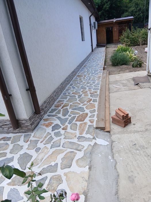 Lucrări Pavaje piatra naturala decorativa
