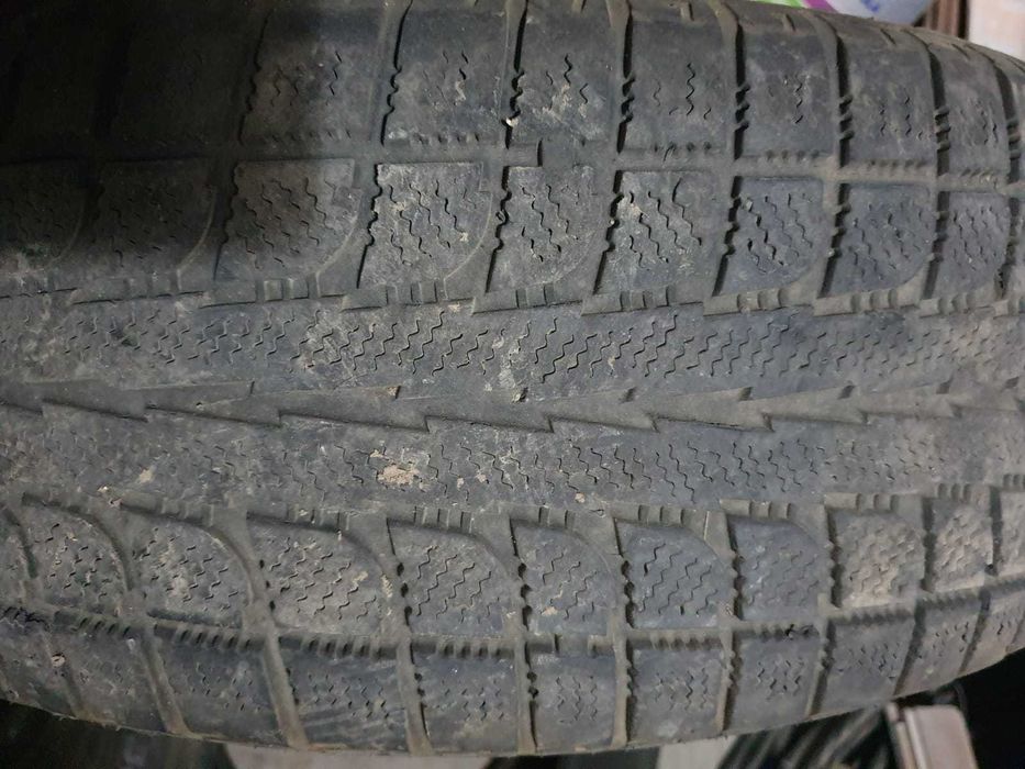 |Автошины зимние 235х65х17 - 4шт. Состояние норм