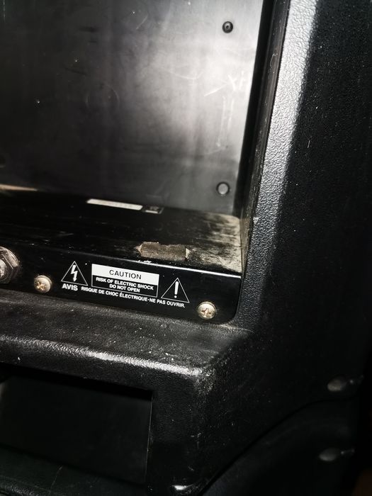 Electric Yamaha Stagepas 500. Go Play wireless