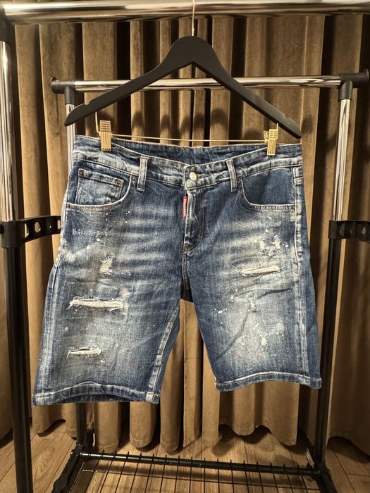 Blugi scurți DSQUARED2 - Mărimea 50 - Calitate Premium