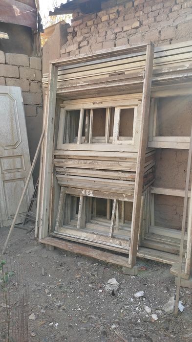 Продам двери рамы