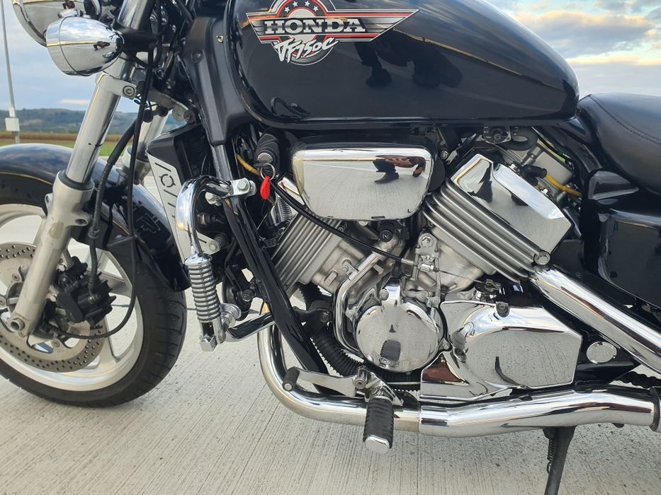 HONDA Magna VF750