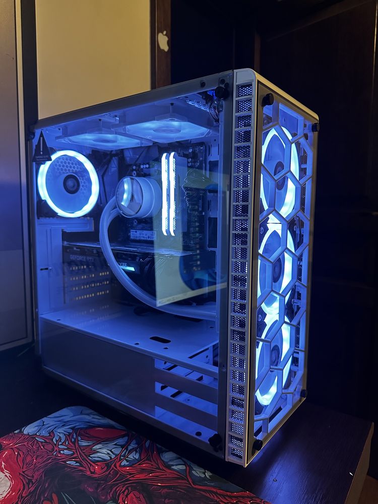 Unitate PC Gaming White