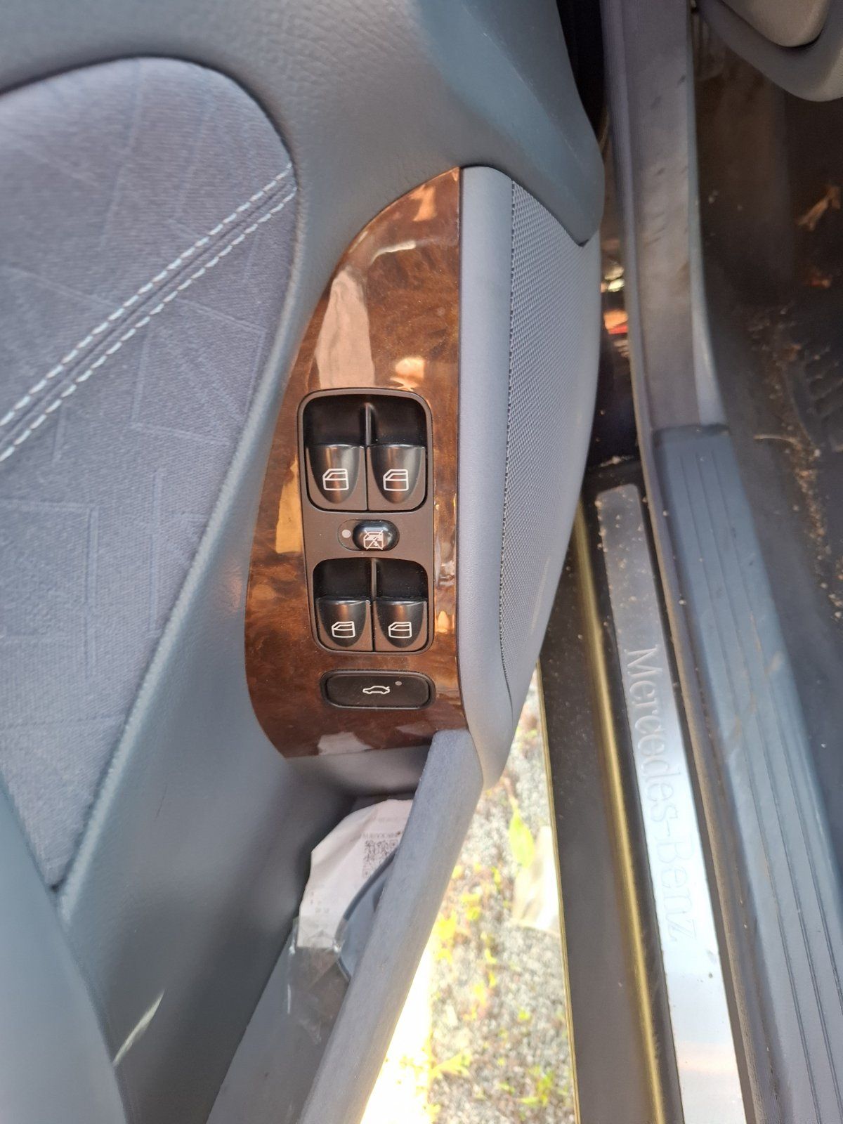 Mercedes 203 2.0 компресор 2003 година бензин