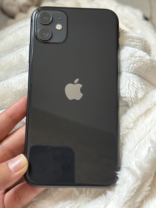 Продам Айфон 11 64 гб