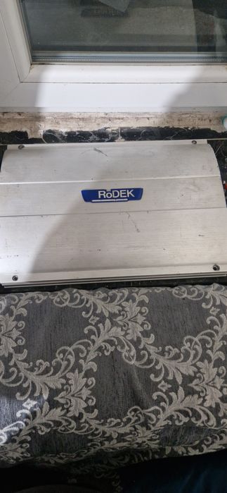 Rodek r2180a усилвател