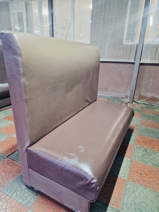 Диваны для кафе/столовой/бани — 14 шт, состояние хорошее!