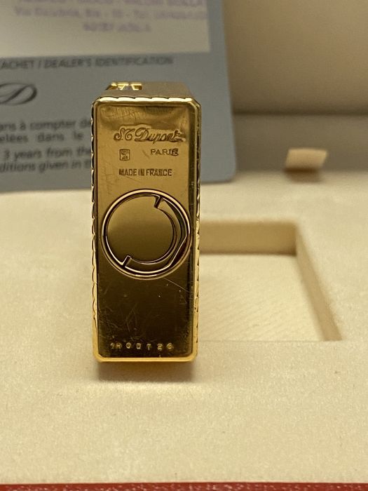 Brichetă S.T. Dupont Gold -50% Reducere