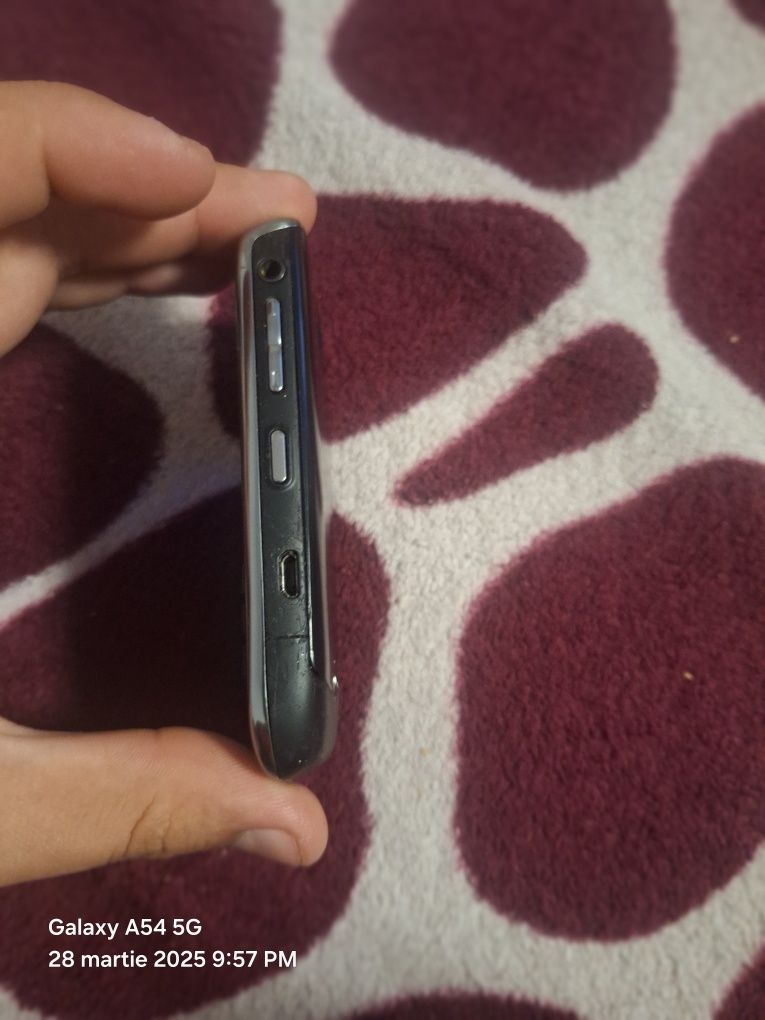 Blackberry 9300  cred:)