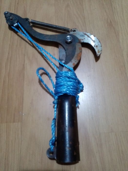 Foarfeca taiat crengi