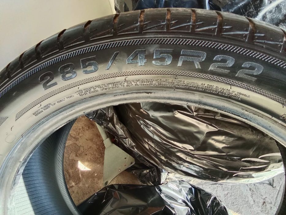 265/45 R 22 резина летняя.