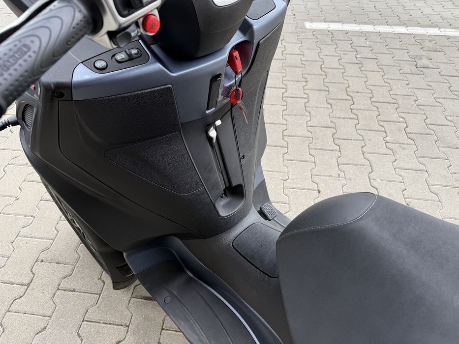 Piaggio Mp3 300 Hpe
