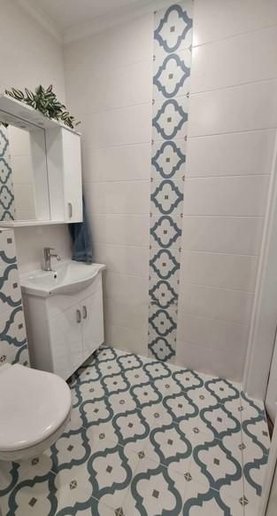 Дава се под наем Двустаен апартамент в Бургас, Сарафово - 75 кв.м за 714 € - Снимка #3