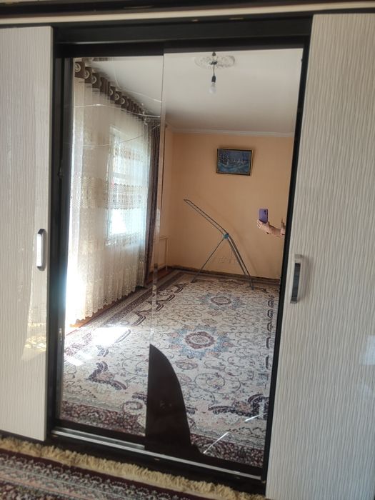 Шкаф бн спални сотилади