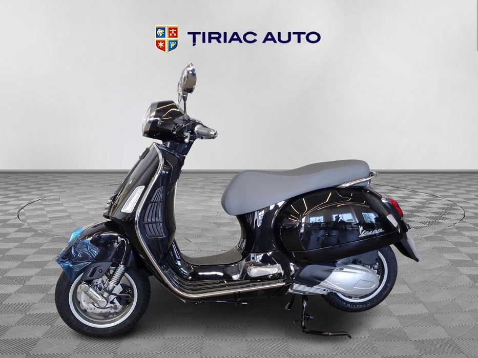 Piaggio Vespa GTS300